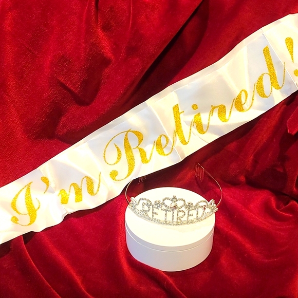 RETIREMENT Sash & Rhinestone Tiara Celebration set NWT Silvertone metal - Picture 3 of 7